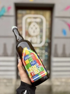 Zichovec Sour Passion fruit 750 ml