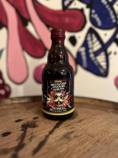 Kojetín STINGO w/ Malt Worm 330 ml